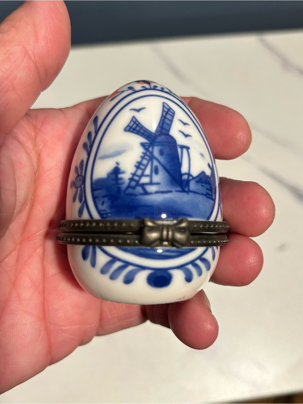 ⭐️ 5 for $25⭐️ Delft blue porcelain hinge trinket egg
